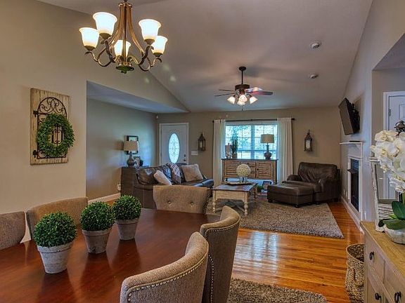 5th image of 9 Ponderosa Dr