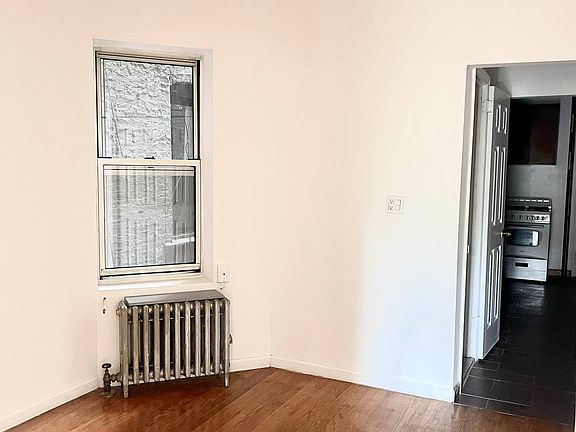 3rd image of 717 E 5th St APT 2A