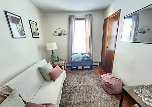 11 Bristol St Photo 1