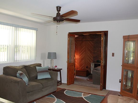 3rd image of 2691 N West Ave