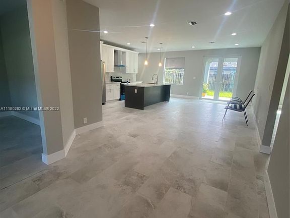 5th image of 7900 NW 69th Ave