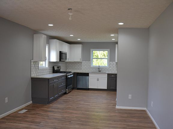 5th image of 2158 Ormond Ave