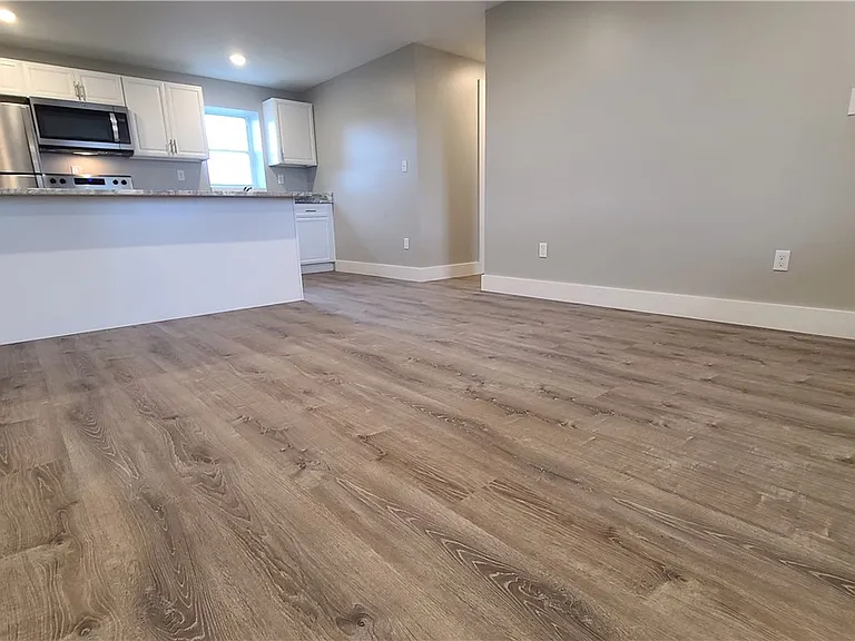 1331 Freeport Rd — Photo 17