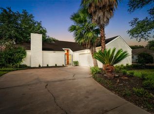 11406 Ella Lee Ln, Houston, TX 77077