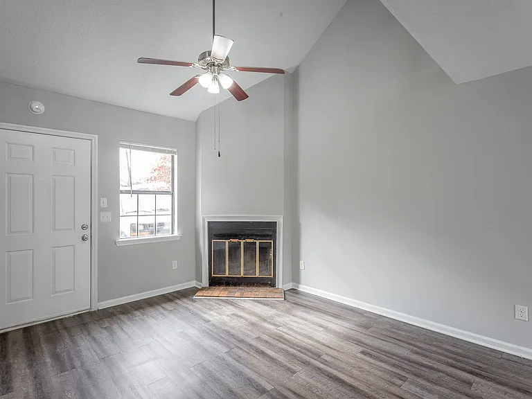 Amberwood Chalet: Modern Comfort in Chattanooga — Photo 27
