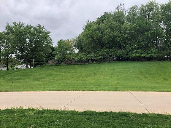 4th image of 6515 Cottage Ridge Ct NE