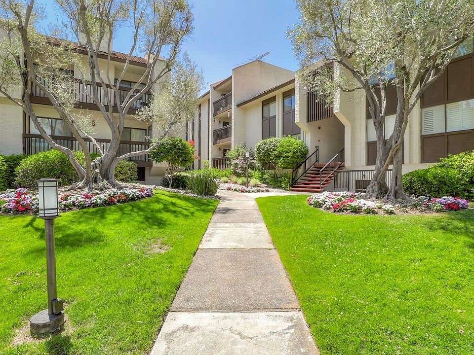 1st image of 226 W Edith Ave APT 16