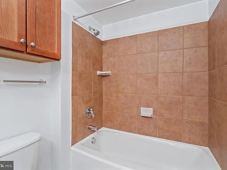 631 D St NW #245 — Photo 19