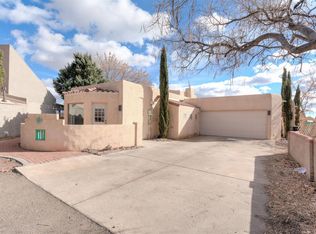 621 Lakeview Cir SE, Rio Rancho, NM 87124
