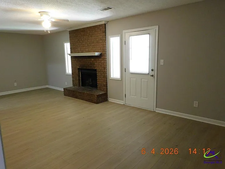 1215 Macon Rd #C — Photo 5