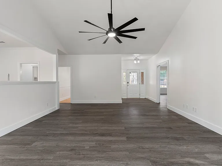 800 Shadow Ridge Dr — Photo 11