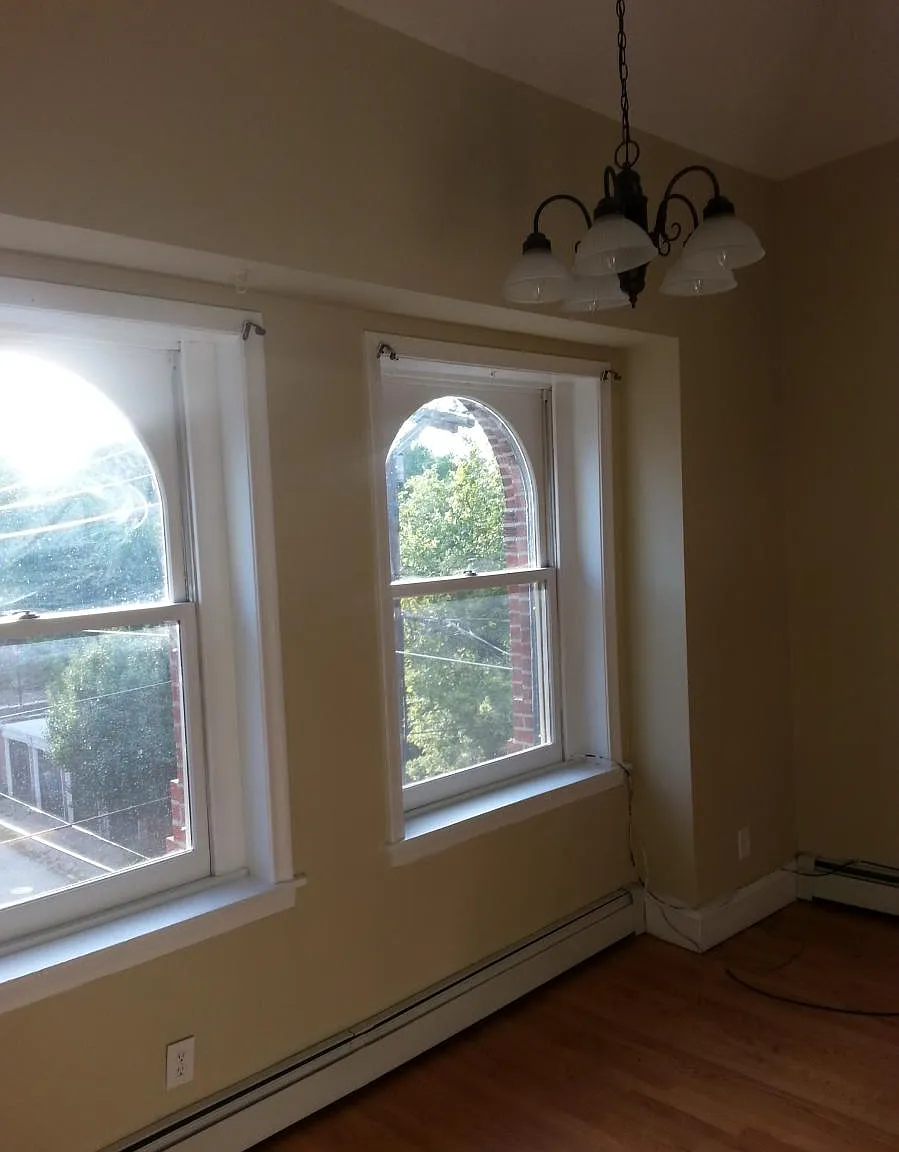 1 bed, 900 sqft, $1,500 — Photo 3