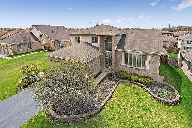 1st image of 19018 Marylake Ln