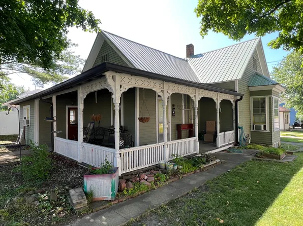 211 S Jackson St, Greencastle, IN 46135
