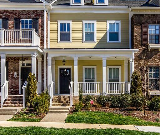3rd image of 520 Sydenham Dr
