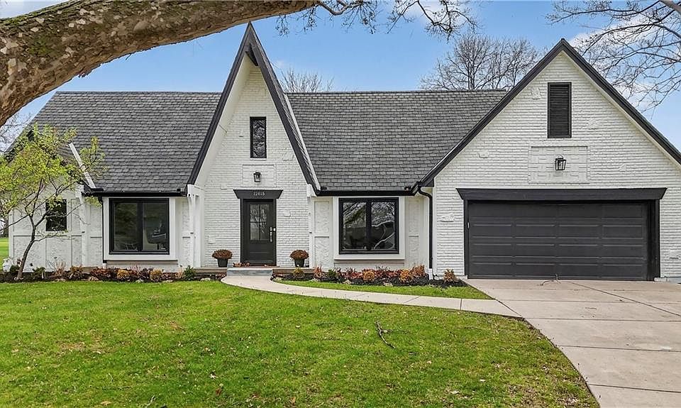 1st image of 12815 Pembroke Cir