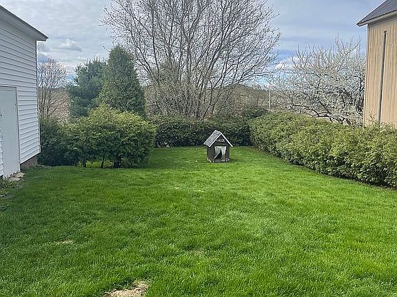 4th image of 6898 Shady Ave