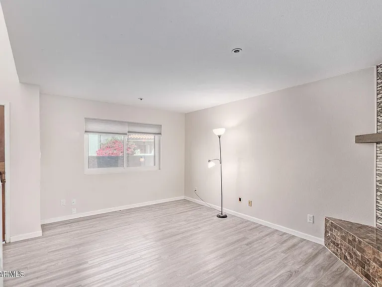 2615 N Hayden Rd #119 — Photo 2