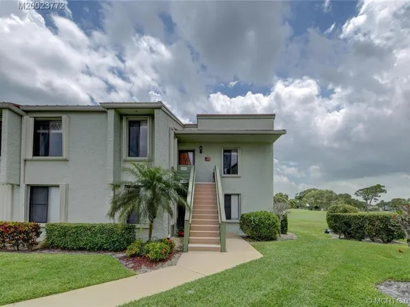 5453 SE Miles Grant Rd APT 202, Stuart, FL 34997