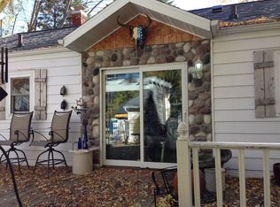 6924 North Ave, Middleton, WI 53562