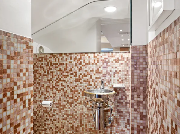 45 West 54th Street 11/12A image 15 of 15
