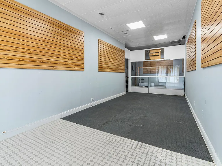 Forest Park Apartments — Photo 37