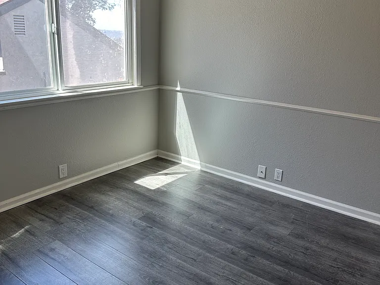 11043 Clairemont Mesa Blvd — Photo 26