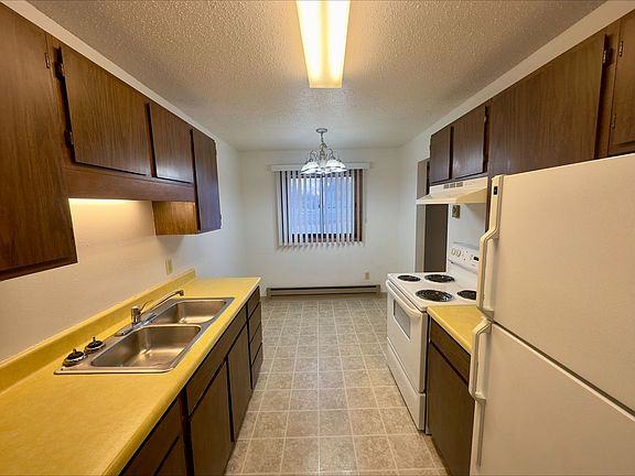 5th image of 1350 12th St N #2
