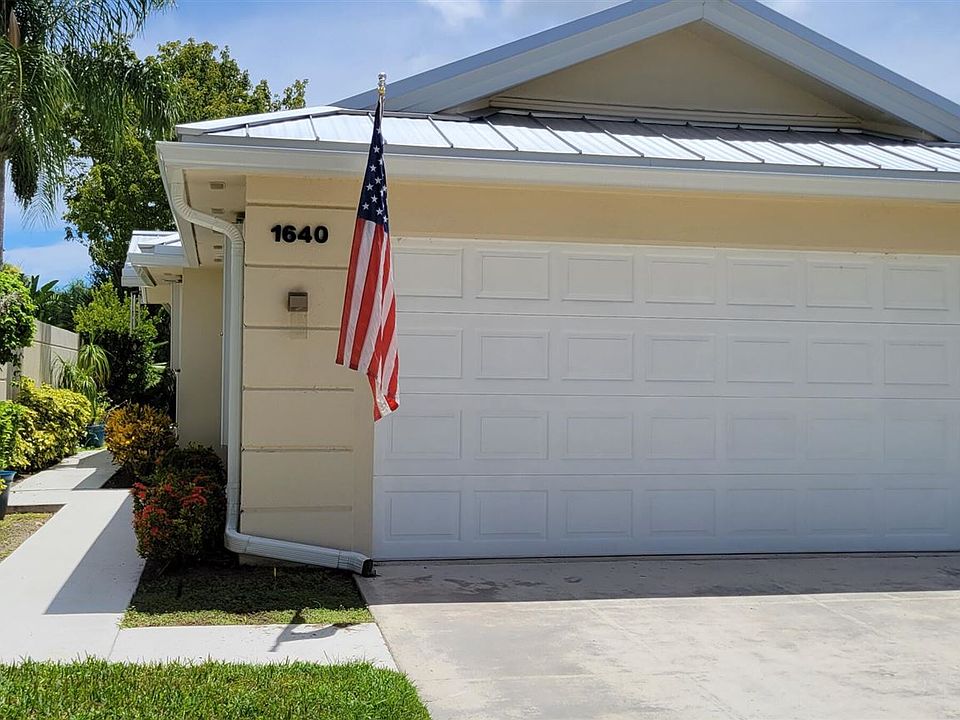 1st image of 1640 SW Waterfall Blvd