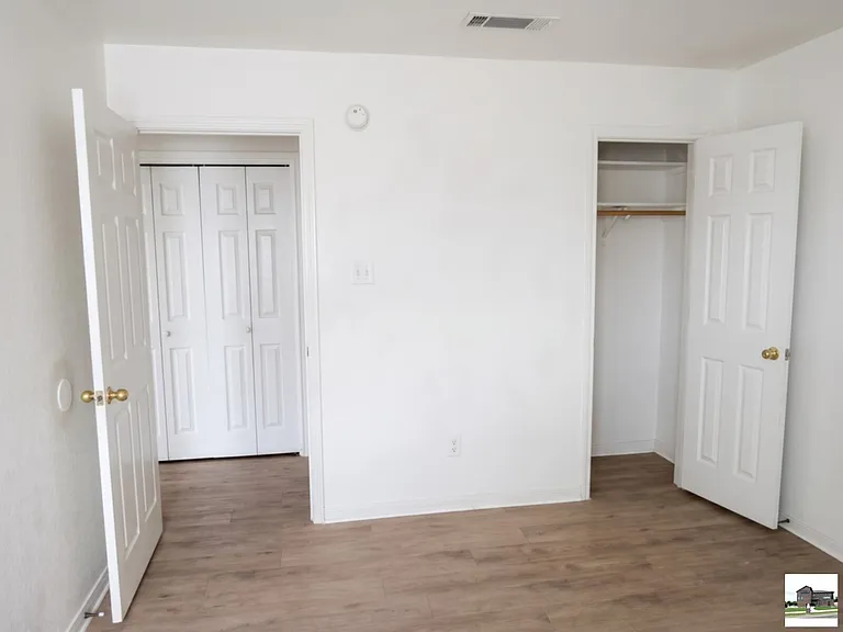 305 Cedar Ridge Dr #A — Photo 17