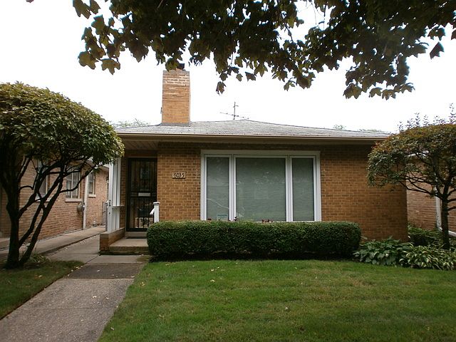 1st image of 6035 N Campbell Ave