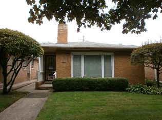 6035 N Campbell Ave, Chicago, IL 60659