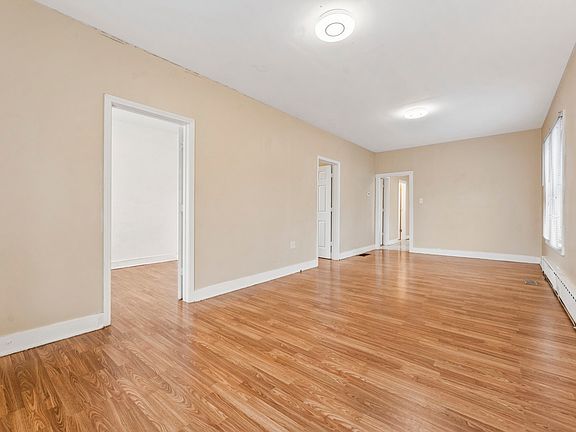 5th image of 1809 Ogden Ave