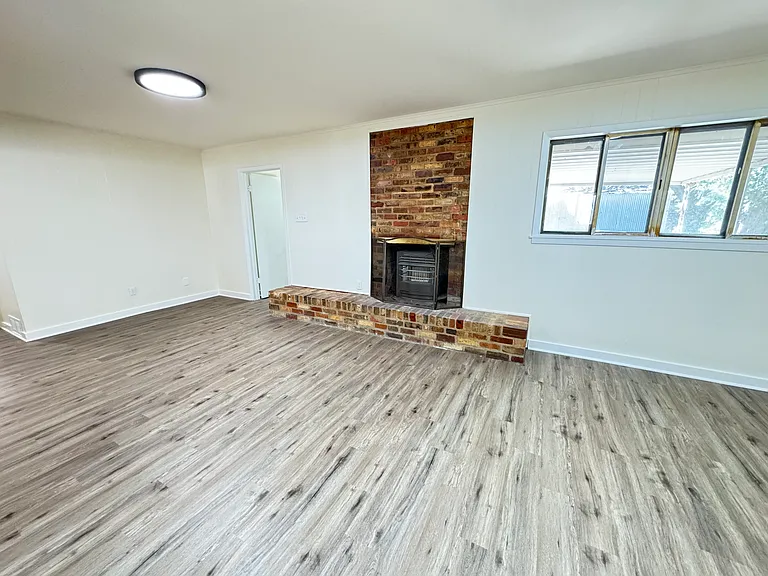 601 Ravenwood Dr — Photo 7
