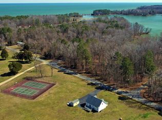 791 Presley Creek Dr, Heathsville, VA 22473