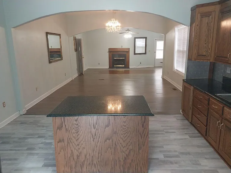 2753 Calhoun Falls Hwy — Photo 22