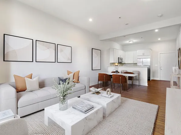 6200 Hudson Avenue image 3 of 19