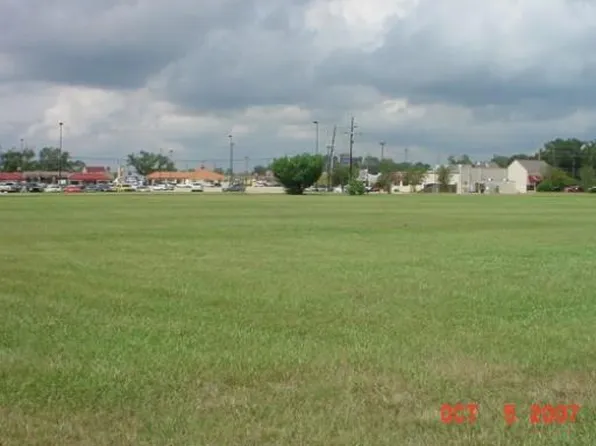 201 Natchez St, Hammond, LA 70403