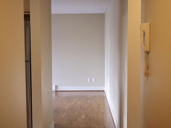 3rd image of 6501 24th Ave NW APT 103