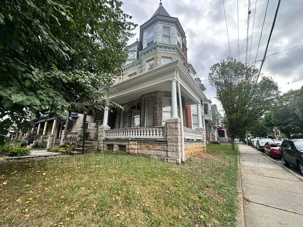 832 N 5th St, Reading, PA