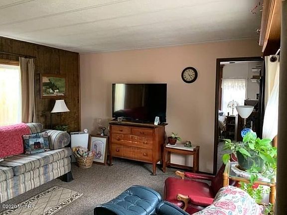 5th image of 8131 4th St