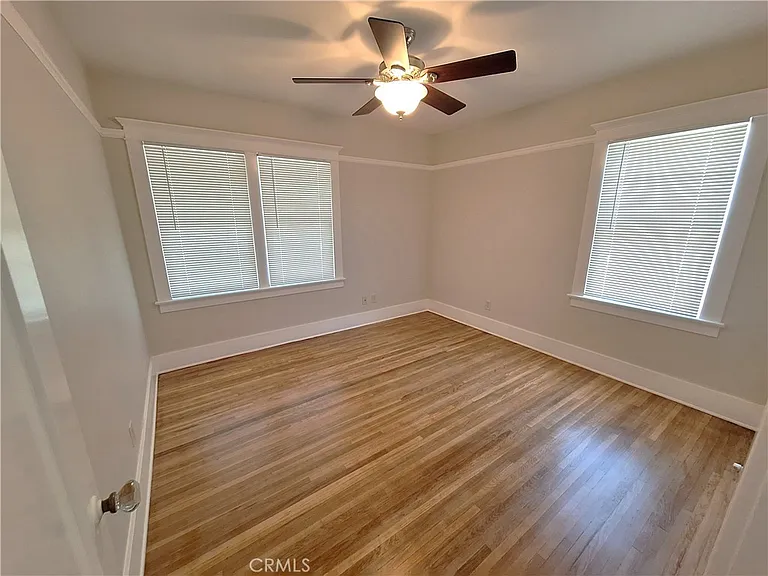 547 W Wilshire Ave — Photo 19