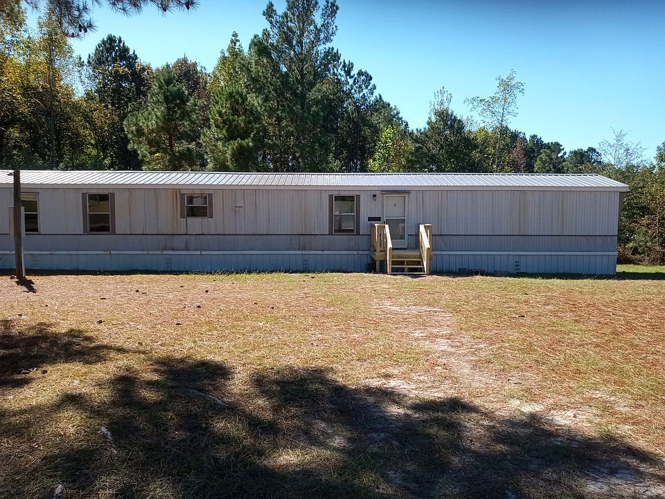 3 bedrooms 2 baths single wide mobile home for rent,no appliances