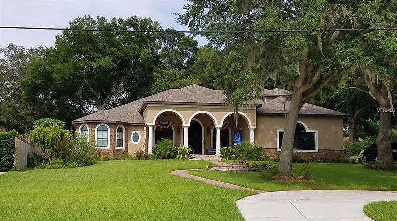 1st image of 2261 S Lakeshore Dr