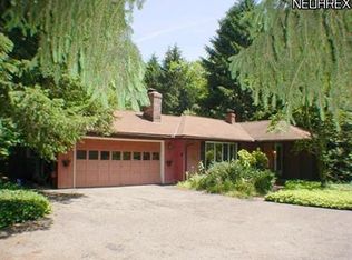 15371 Munn Rd, Newbury, OH 44065