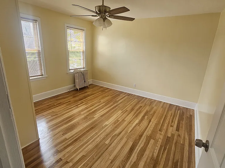 427 Charles St #2 — Photo 10