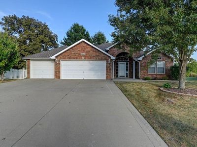 1701 NW Willow Dr, Grain Valley, MO, 64029