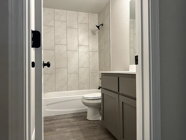 5106 White Rose Dr — Photo 8