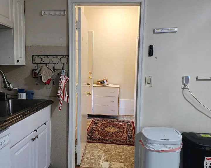 3606 Annandale Rd — Photo 11