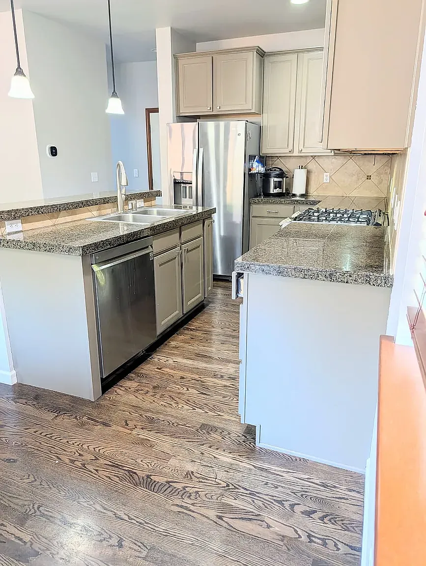3 bed, 2.5 bath, 1869 sqft, $3,450 — Photo 3